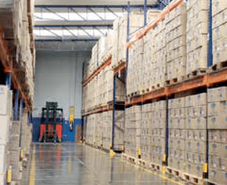 Distribución y Almacenamiento